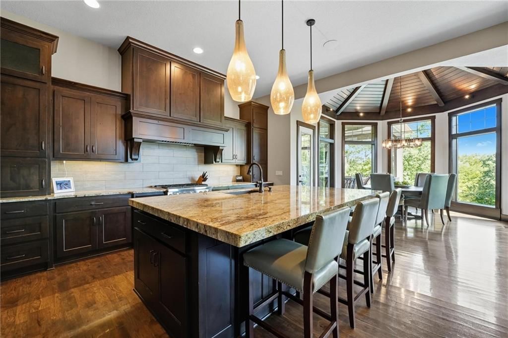 321 NW Nutall Drive — photo 18