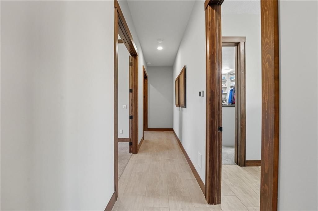 321 NW Nutall Drive — photo 25