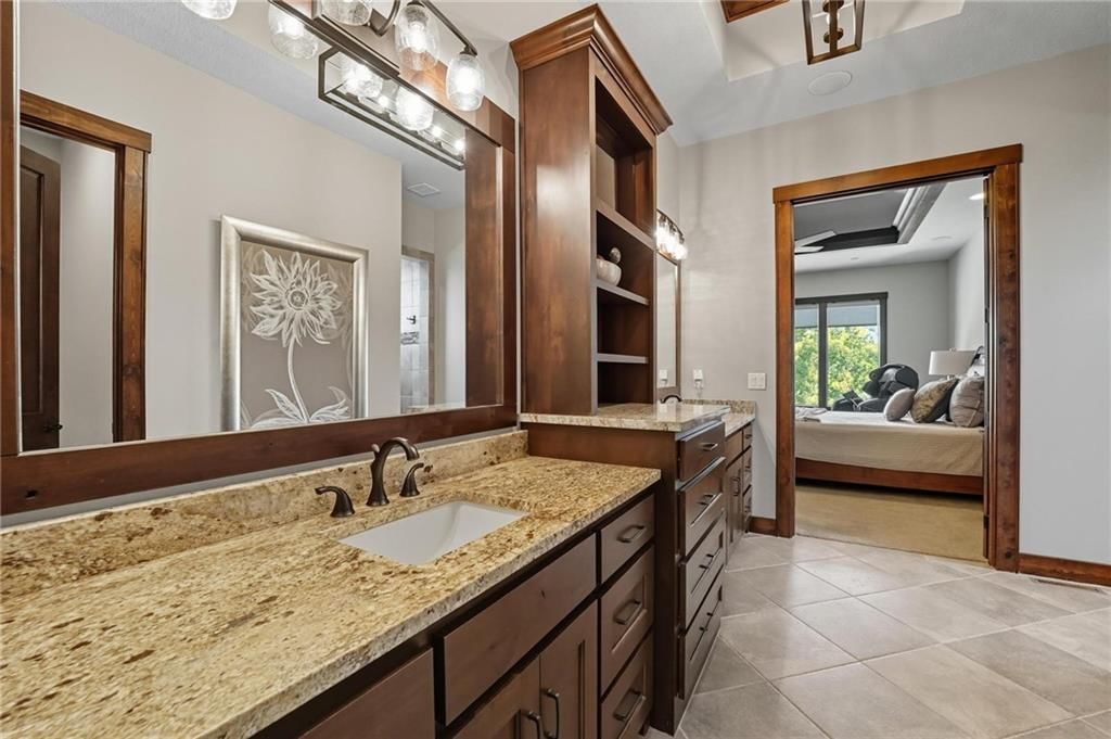 321 NW Nutall Drive — photo 27
