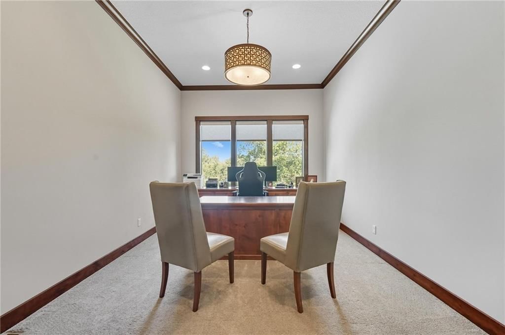 321 NW Nutall Drive — photo 33