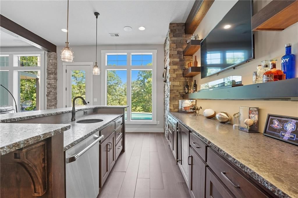 321 NW Nutall Drive — photo 39