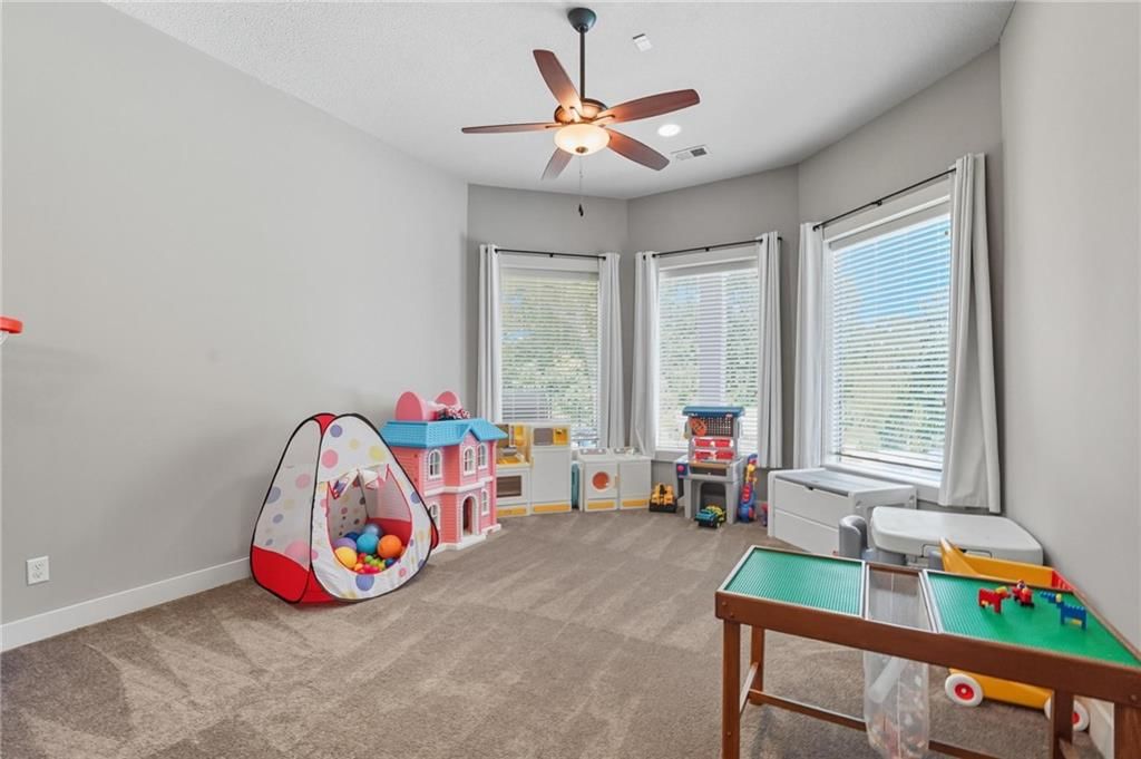 321 NW Nutall Drive — photo 47
