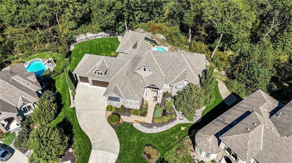 321 NW Nutall Drive — photo 82