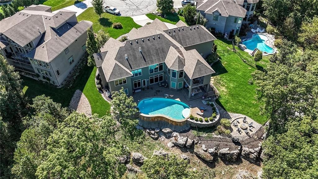 321 NW Nutall Drive — photo 87