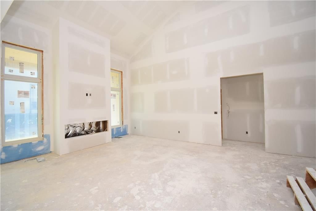 8003 NE 77th Street — photo 6