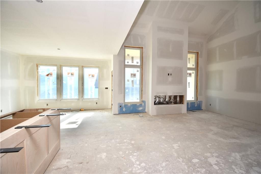 8003 NE 77th Street — photo 8