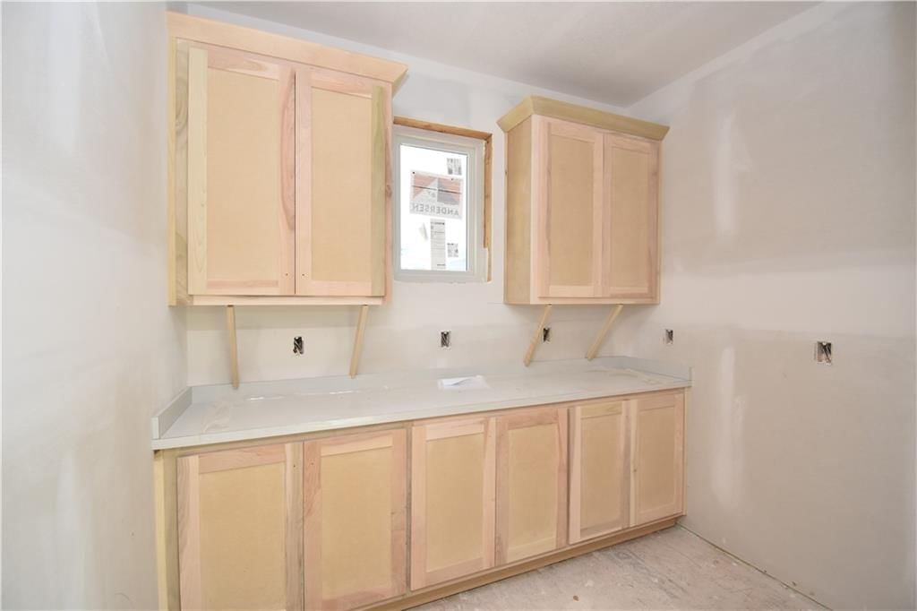 8003 NE 77th Street — photo 9