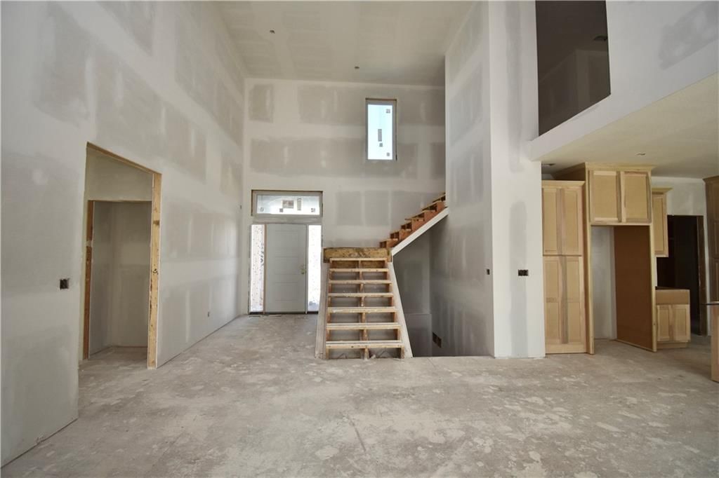 8003 NE 77th Street — photo 11