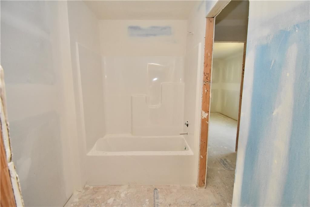 8003 NE 77th Street — photo 19