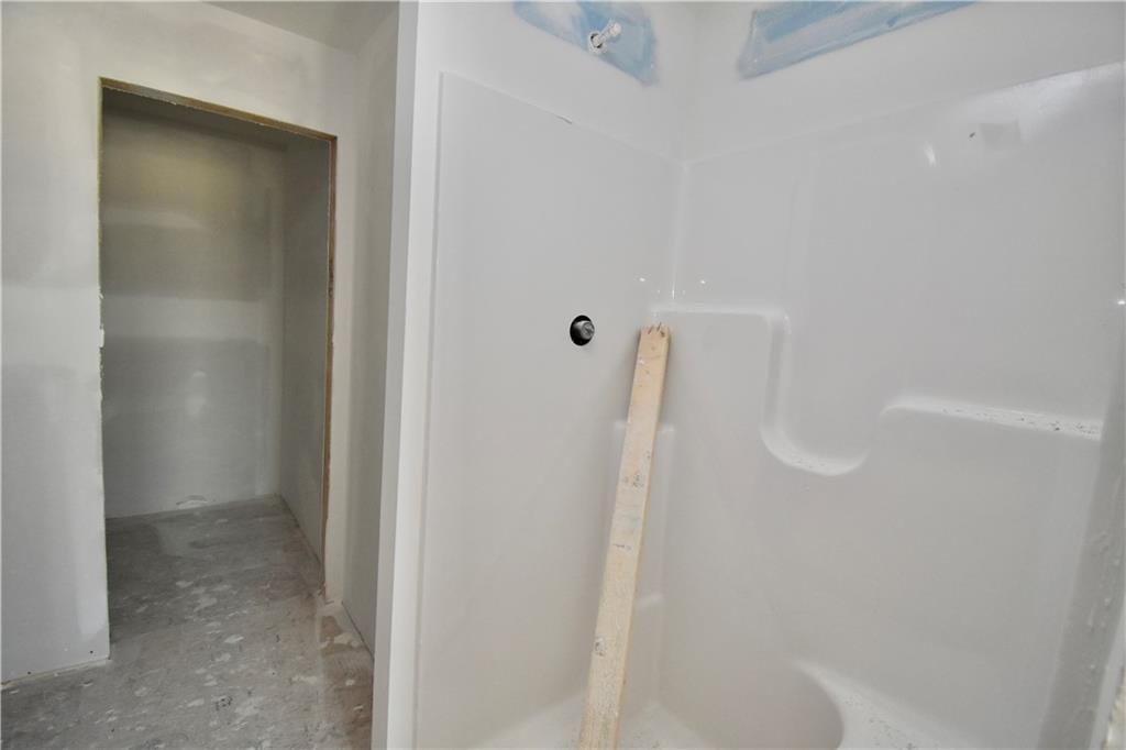 8003 NE 77th Street — photo 24