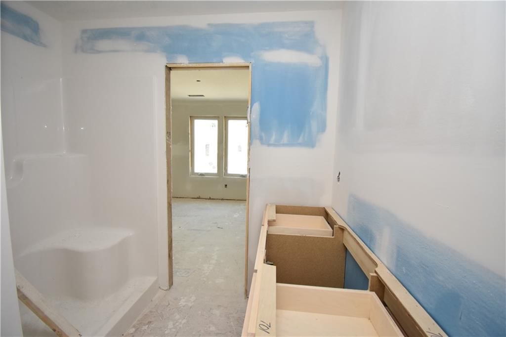 8003 NE 77th Street — photo 25