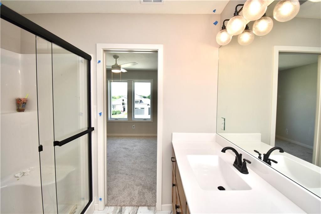 8003 NE 77th Street — photo 31