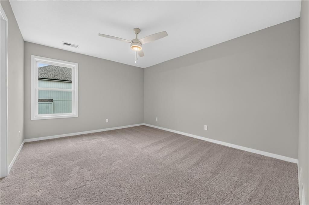 8003 NE 77th Street — photo 52