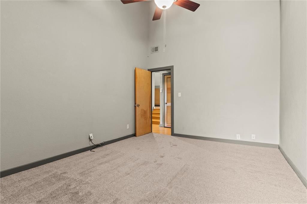 1111 W 46 Street — photo 15