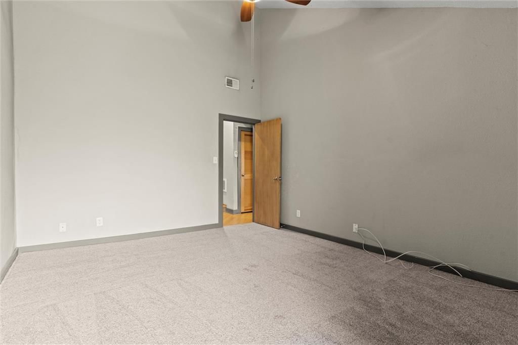 1111 W 46 Street — photo 17