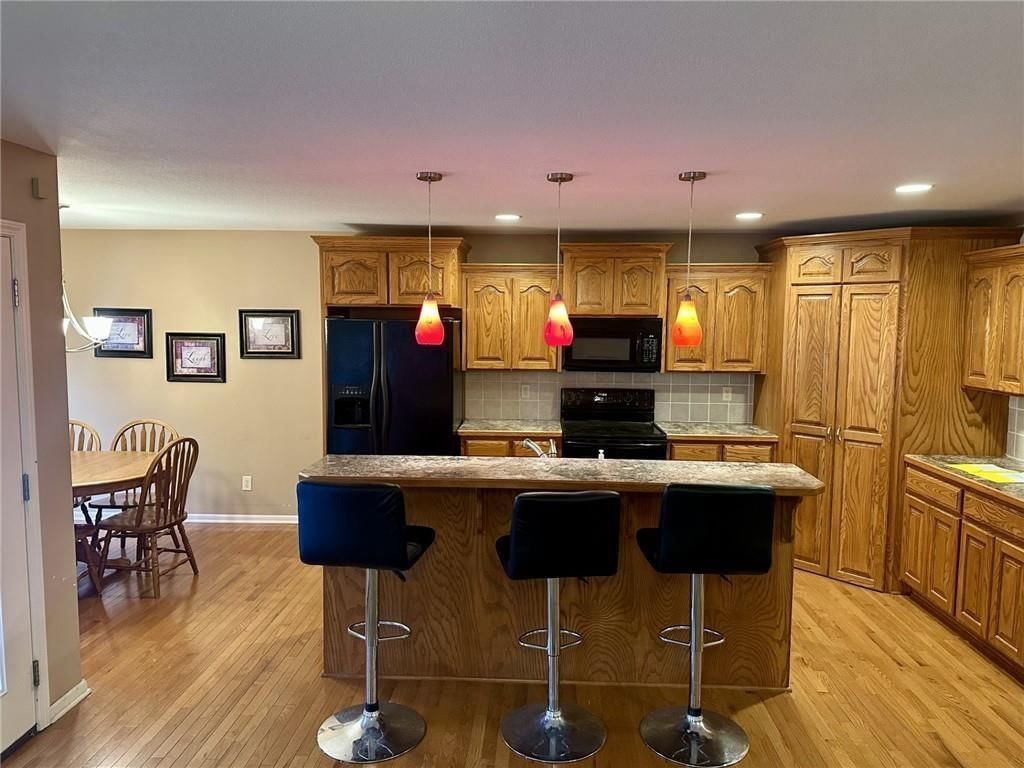 710 Hidden Meadows Court — photo 6