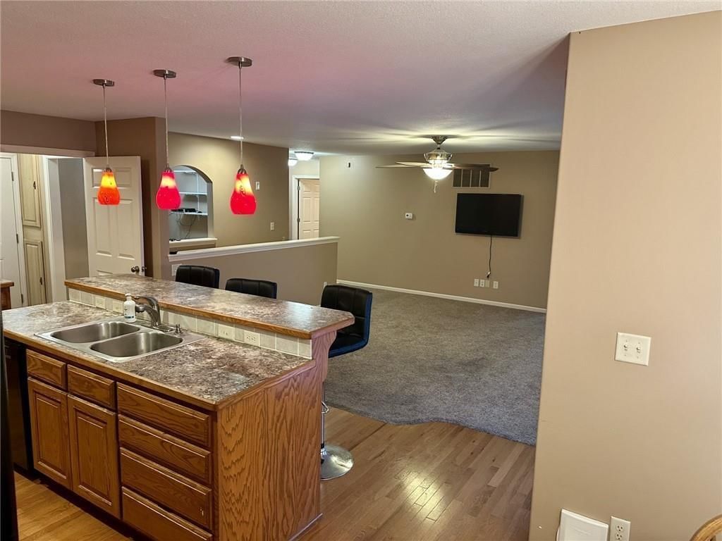 710 Hidden Meadows Court — photo 9