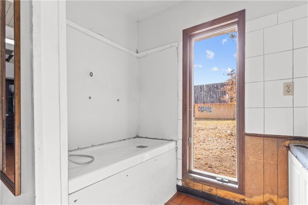 1604 E Hale Lake Road — photo 19