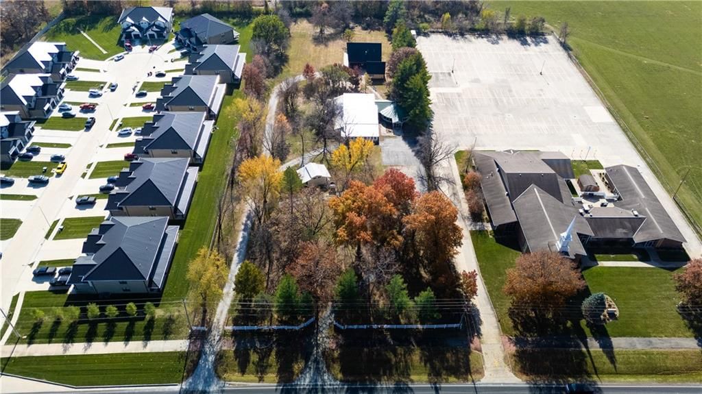 1604 E Hale Lake Road — photo 47