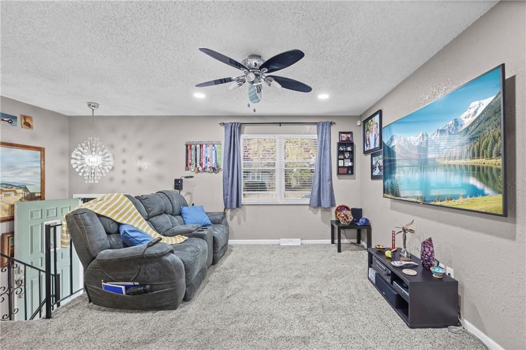4513 Wallingford Drive — photo 5