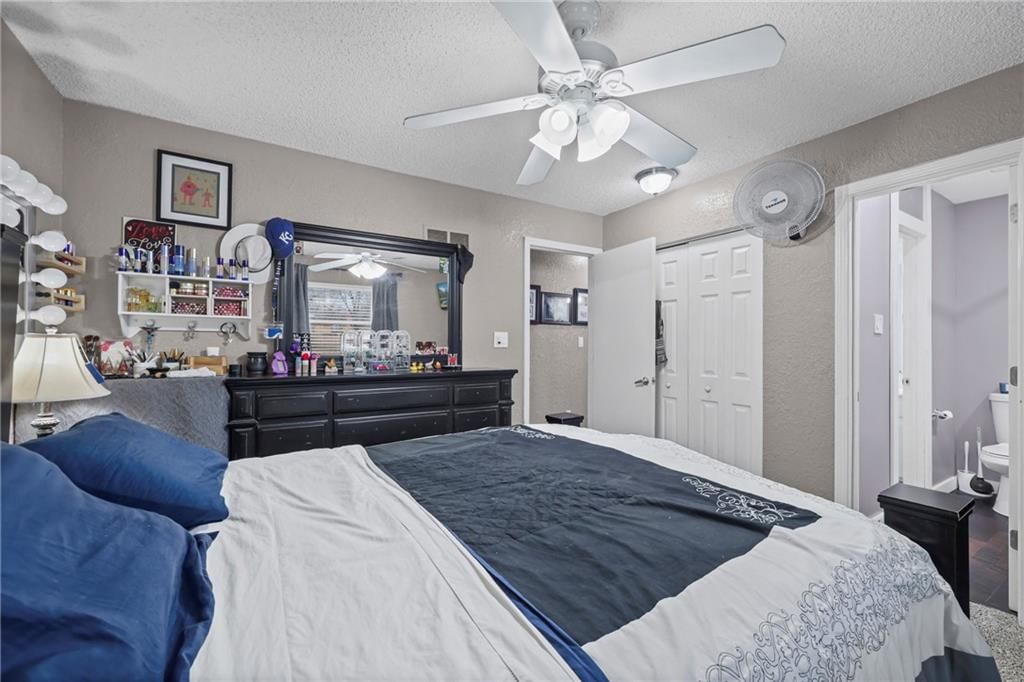 4513 Wallingford Drive — photo 15