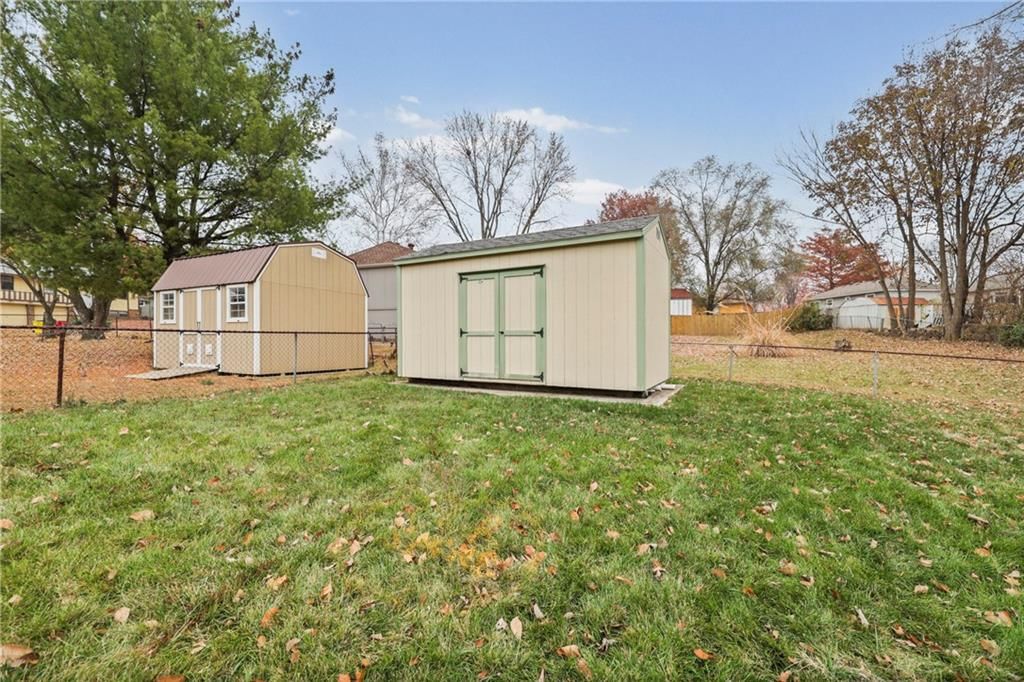 4513 Wallingford Drive — photo 24
