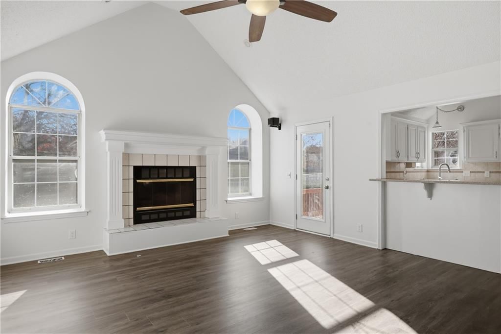 1325 NE Foxwood Drive — photo 3