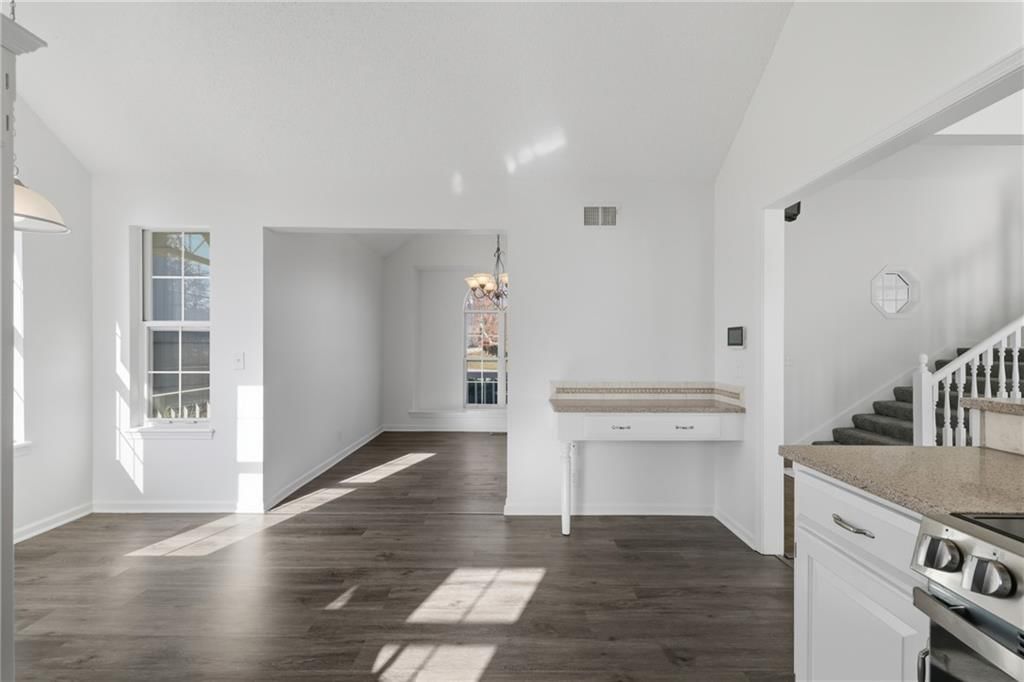 1325 NE Foxwood Drive — photo 7
