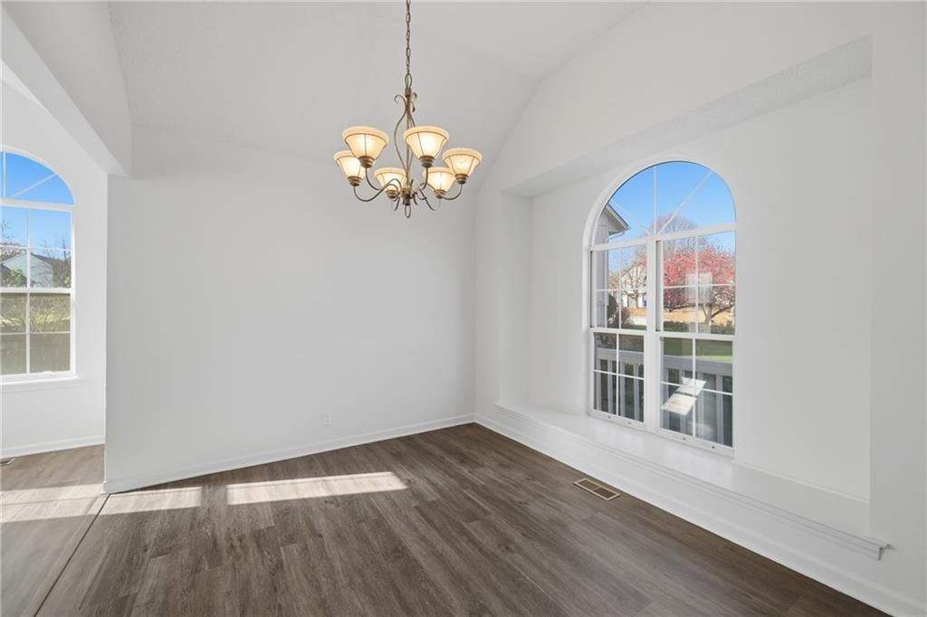 1325 NE Foxwood Drive — photo 9