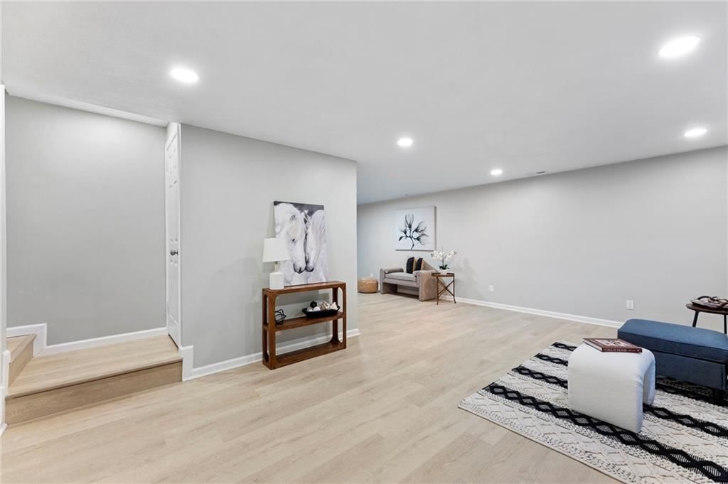 10206 W 88th Terrace — photo 3
