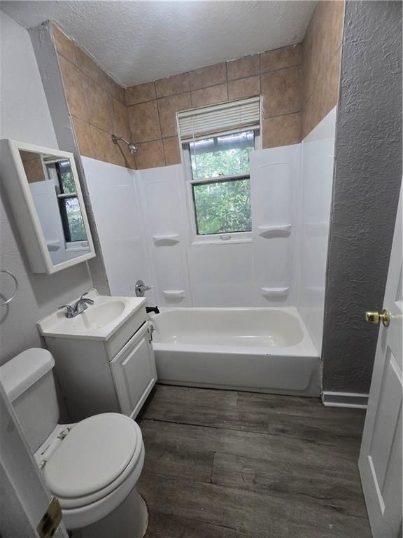 4909 S Benton Avenue — photo 5