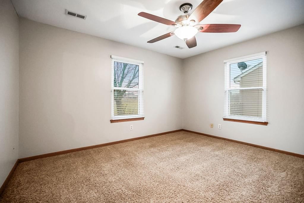 371 N Evergreen Street — photo 16
