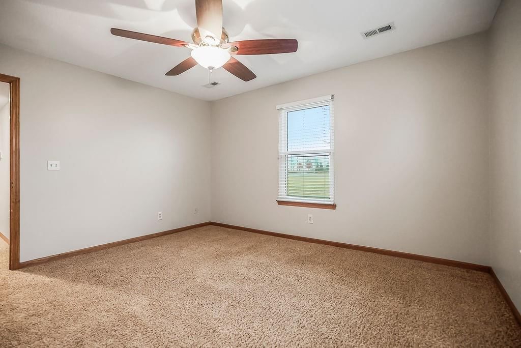 371 N Evergreen Street — photo 18
