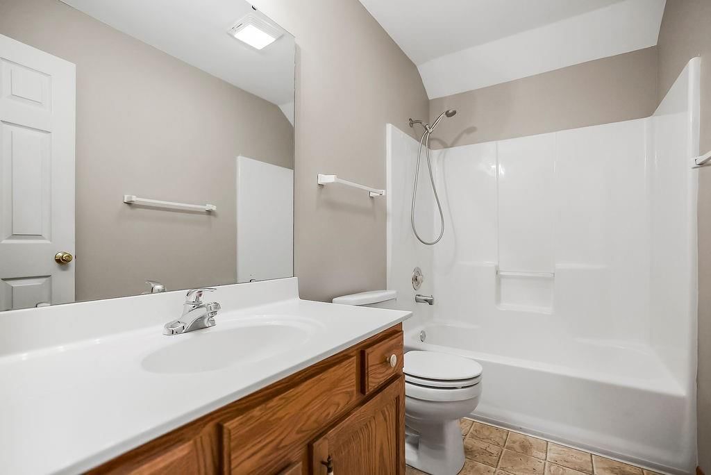 371 N Evergreen Street — photo 20