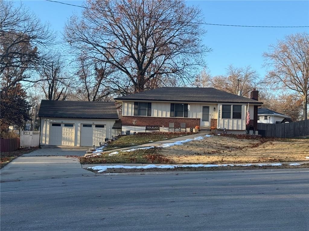 4226 N Colorado Avenue, Kansas City, MO