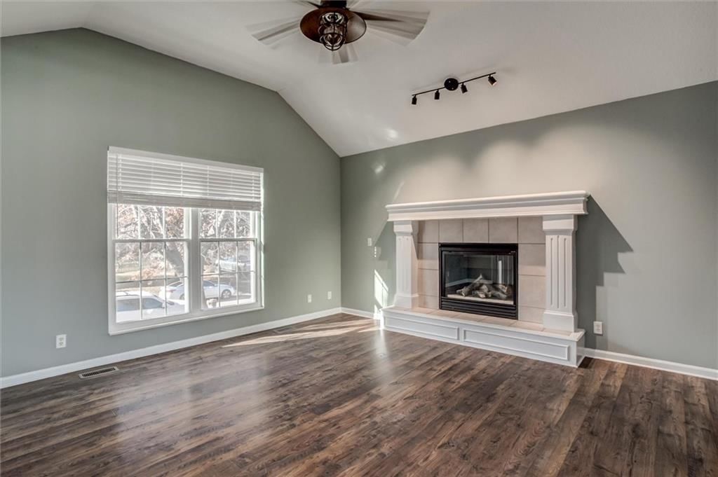 1104 Timberline Drive — photo 3