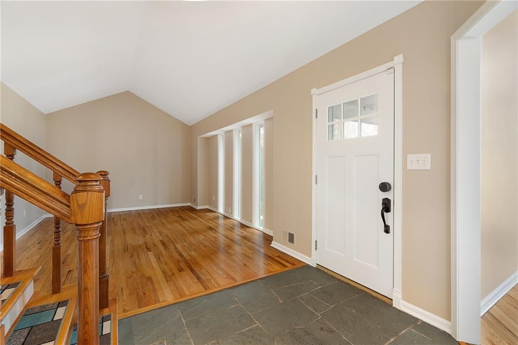 131 Seneca Lane — photo 5