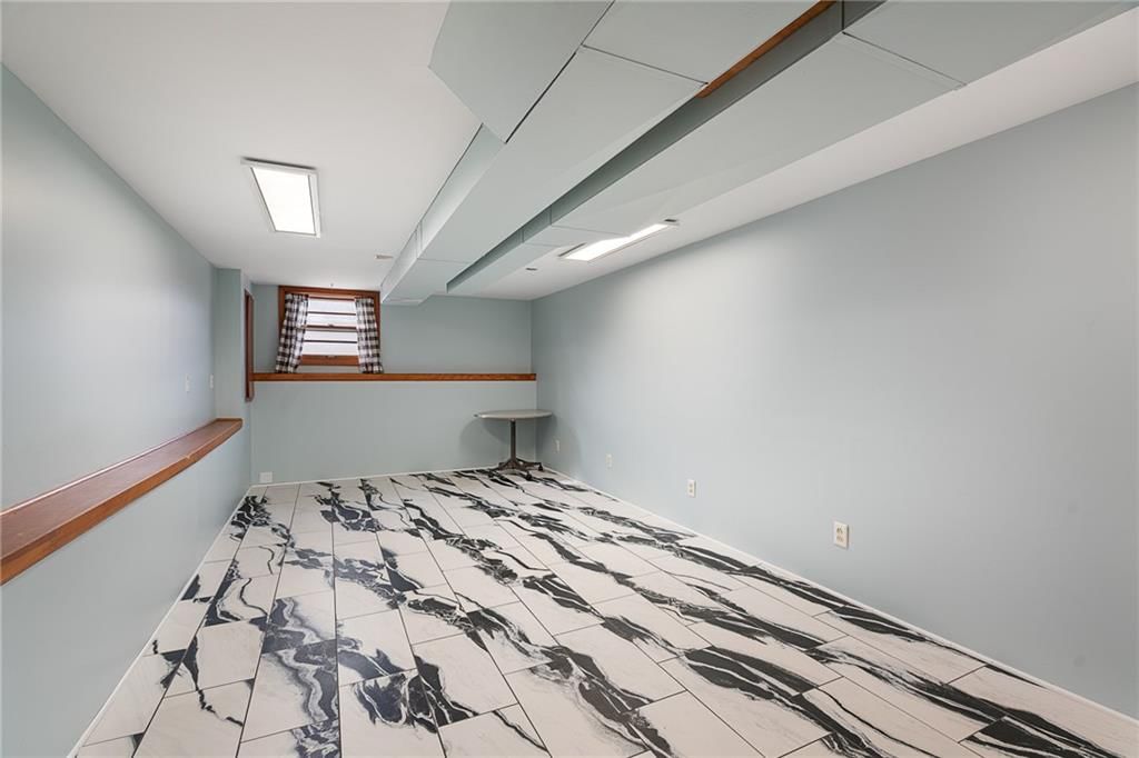 131 Seneca Lane — photo 42