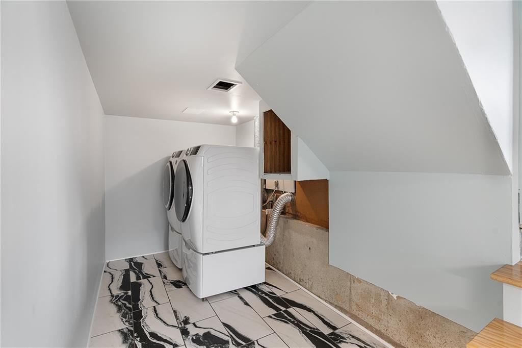 131 Seneca Lane — photo 43