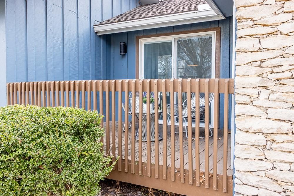 131 Seneca Lane — photo 47