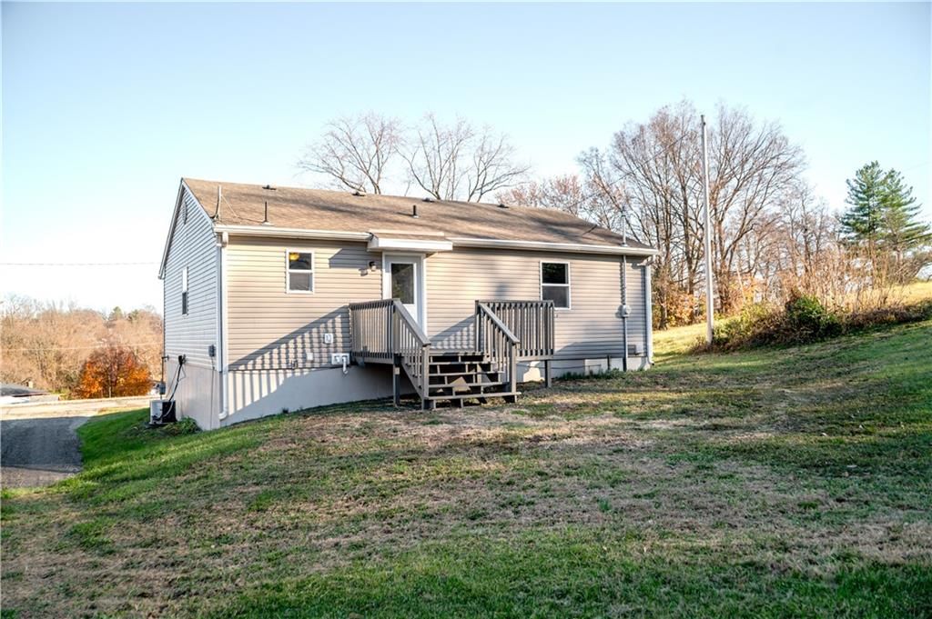 1109 Oak Street — photo 2