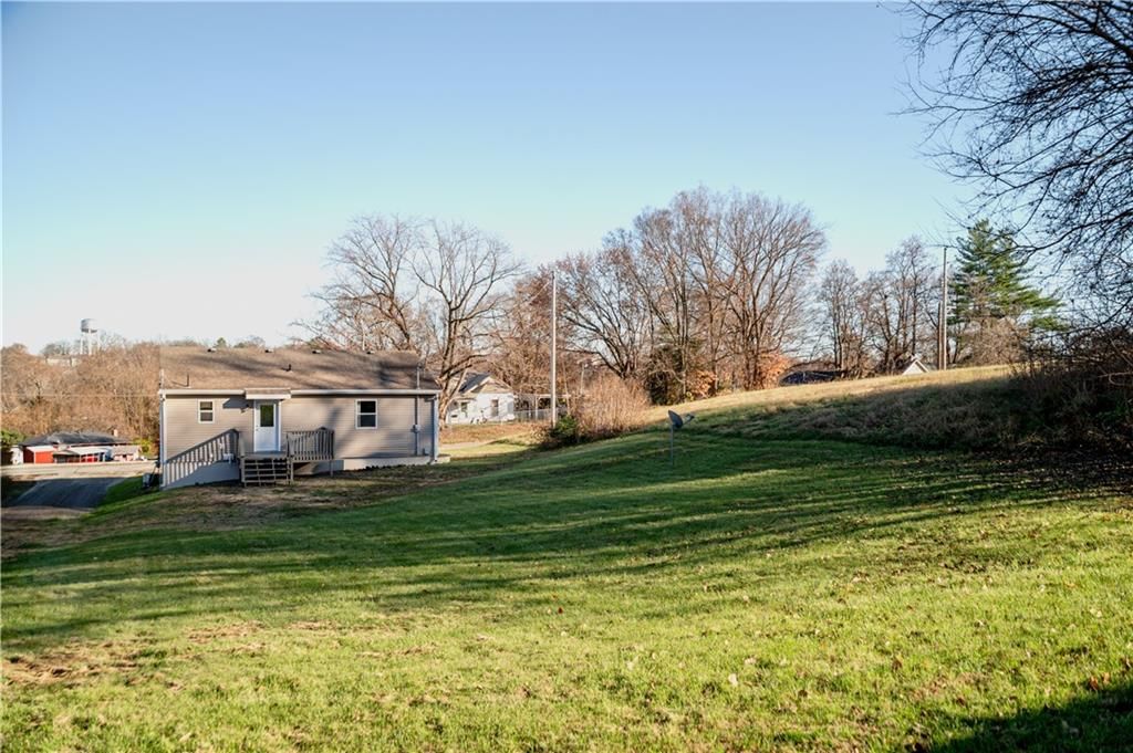 1109 Oak Street — photo 4
