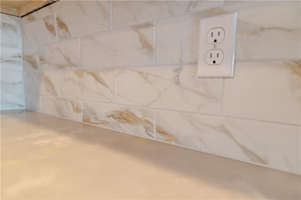 1109 Oak Street — photo 14