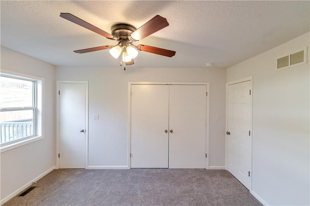 1109 Oak Street — photo 22