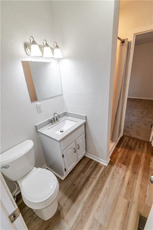 1109 Oak Street — photo 25