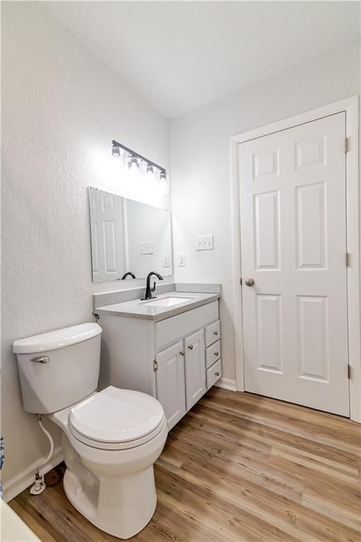 1109 Oak Street — photo 37