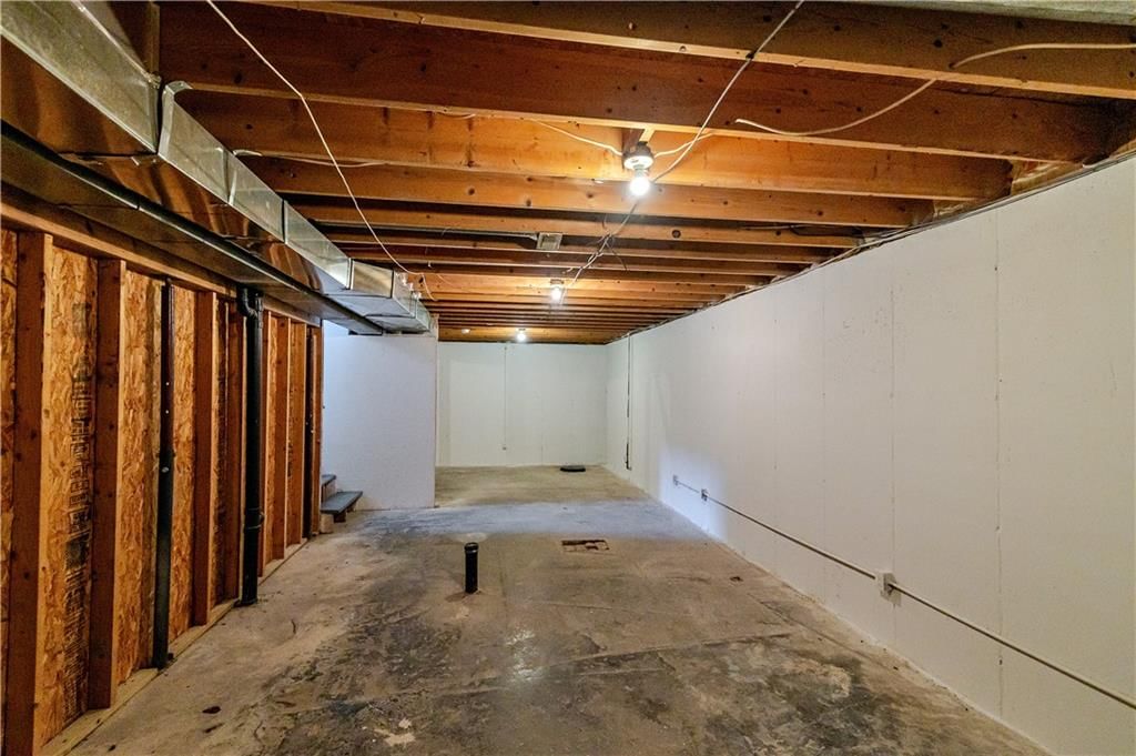 1109 Oak Street — photo 39