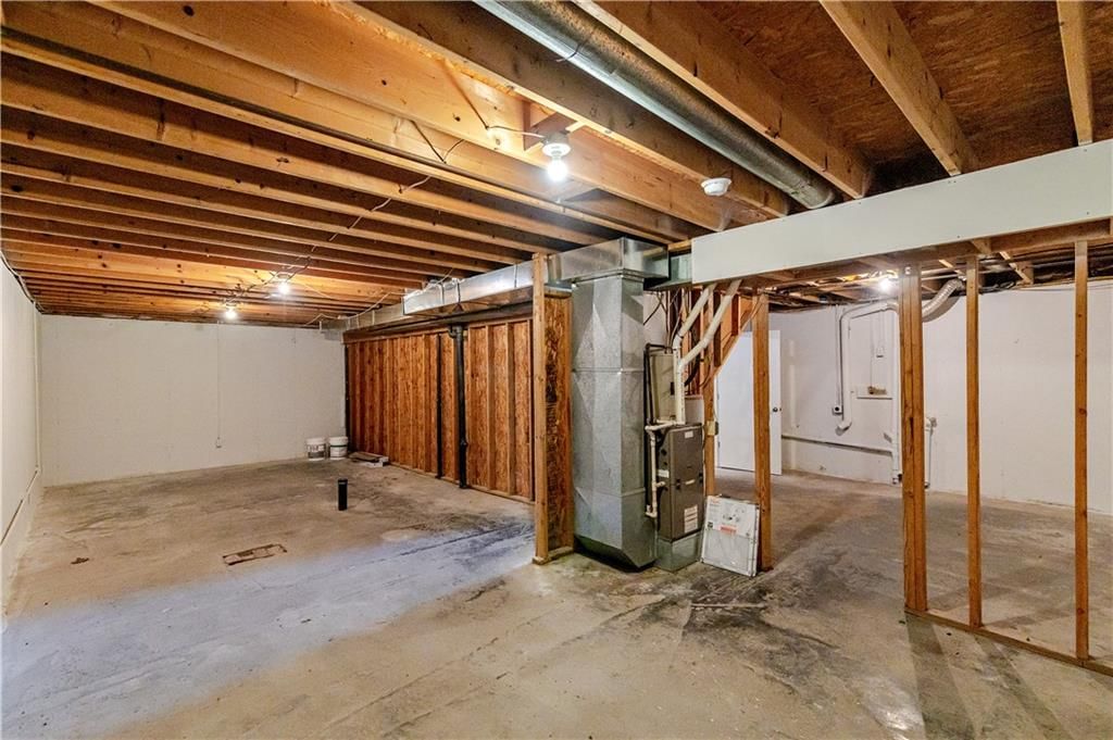 1109 Oak Street — photo 41