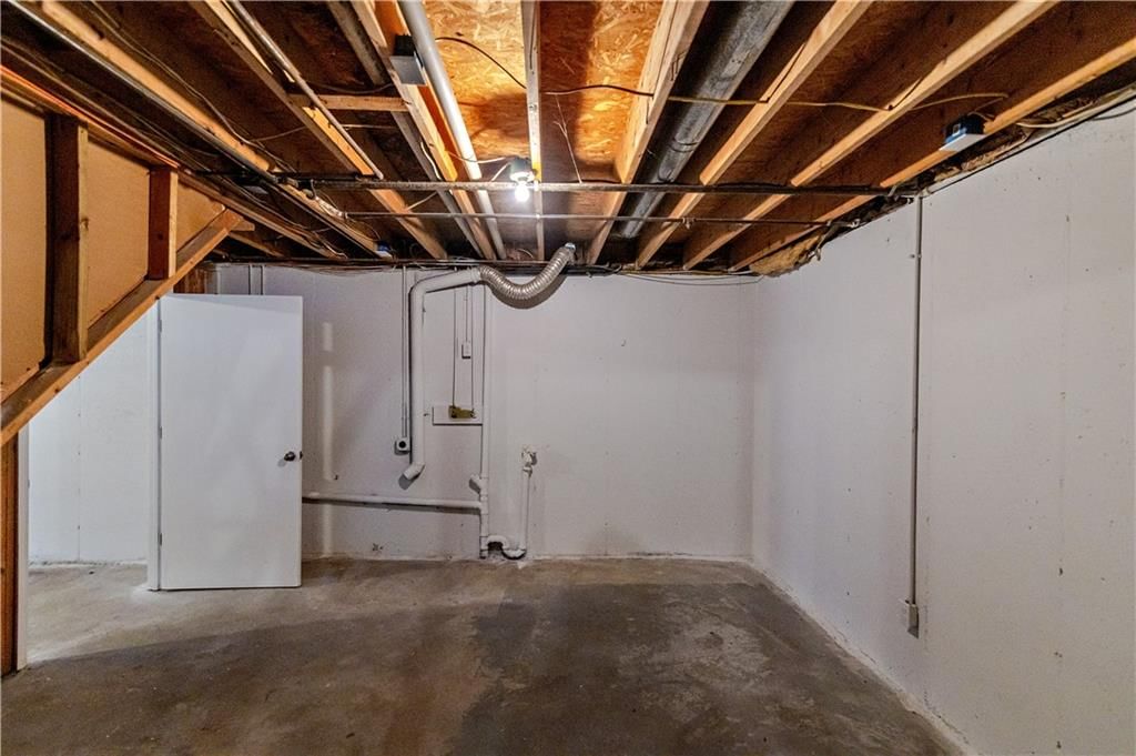 1109 Oak Street — photo 42