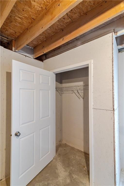 1109 Oak Street — photo 46